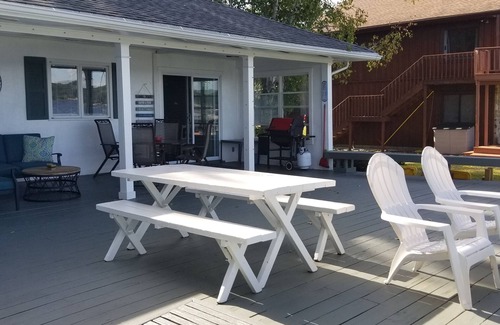 Stow Casa | Lakefront with Large Deck, just steps to the water