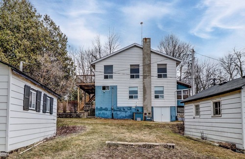 South Bruce Peninsula Chalet De Esquí | LAKEHOUSE CHALET on Sky Lake, 5 Bed, Majestic Sunsets and Spacious living