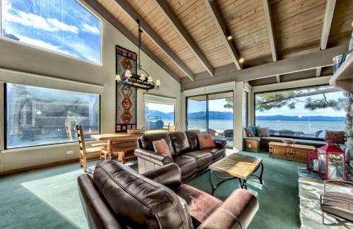 South Lake Tahoe Villa | Lakeland Village 635 - Lakefront Charm