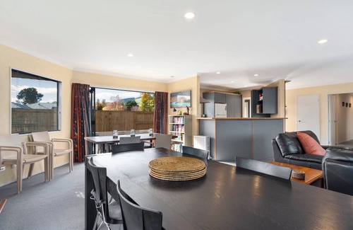 Kinloch Casa | Lakemere House