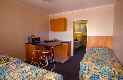 Lakes Entrance Hotel | Lakes Bamboo Motel