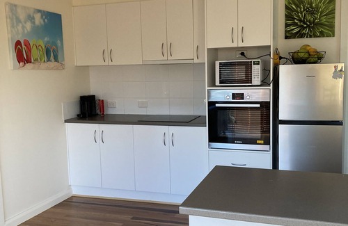 Lakes Entrance Casa | Lakes Hide Away - Relax and Enjoy Lakes Entrance