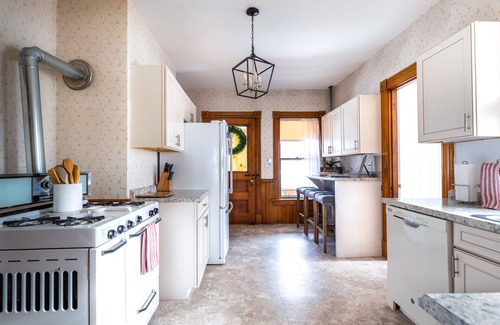 Laconia Casa | Lakes Region Getaway Close Lake Winnipesaukee, Gunstock Ski Resort & White Mtns