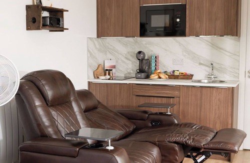 Enniskillen Casa | Lakescape: Self-Catering Lodges (ROMA) With Hot Tub