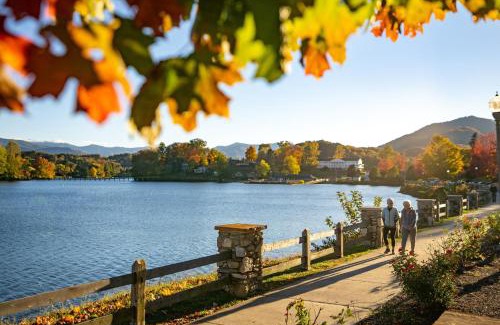 Lake Junaluska Apartamento | Lakeshore Apt 46