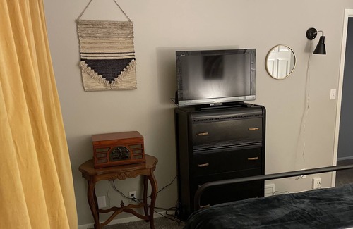 Kenosha Casa | Lakeshore Area Home Between The Big Cities
