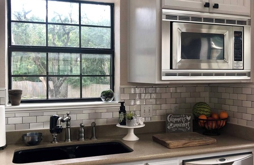 Lake Bridgeport Casa | LakeShore -Cozy Lake House