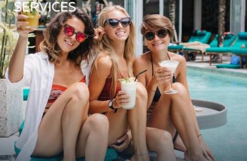 Kingsland Casa | Lakeshore Retreat with Concierge Services