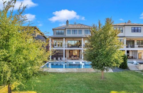 Kingsland Casa | Lakeside 499 and Concierge Services