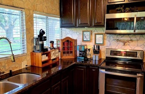 Los Fresnos Casa | Lakeside A-Frame w/Deck for Fishing-Short Drive to South Padre Island, Space X.