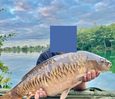 Tattershall Complejo | Lakeside Bliss with Fishing Peg and Hot Tub