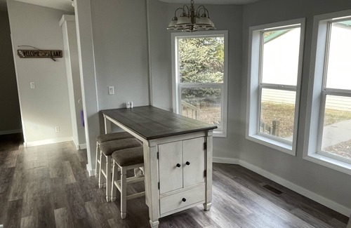 Aberdeen Casa | Lakeside Cabin 10 miles from Aberdeen, SD