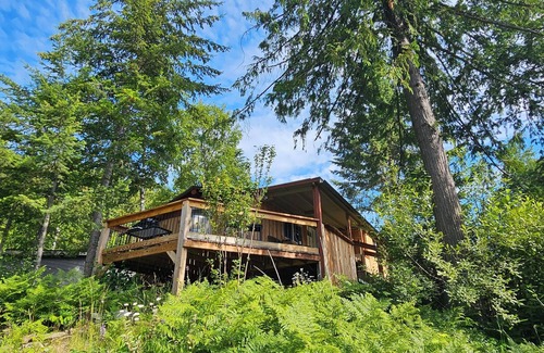 Kaslo Cabina | Lakeside Cedar Cabin at Paradise Hills