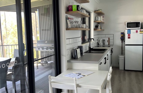 Coongulla Casa | LAKESIDE COTTAGE