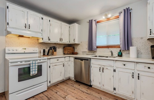 South Bruce Peninsula Cabina | Lakeside Cottage Bliss: Nature at Your Door!