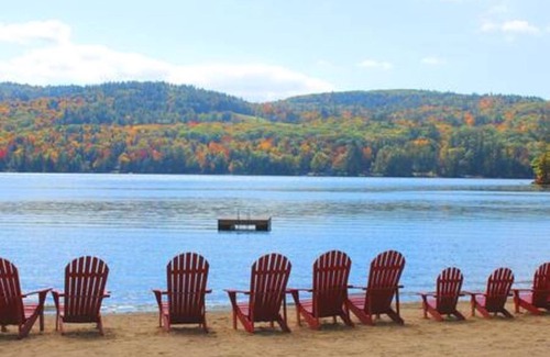 Ashland Cabaña | Lakeside Cottage with Kitchen