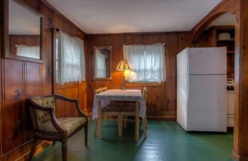 Holderness Cabaña | Lakeside Cottage with Kitchen