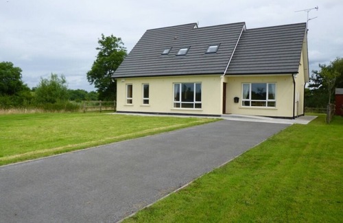 Belturbet Casa | Bungalow buhardilla junto al lago