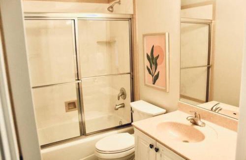 Ogden Casa | Lakeside Funscape with Resort Amenities