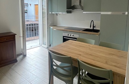 Visgnola Apartamento | Lakeside Gem in Bellagio
