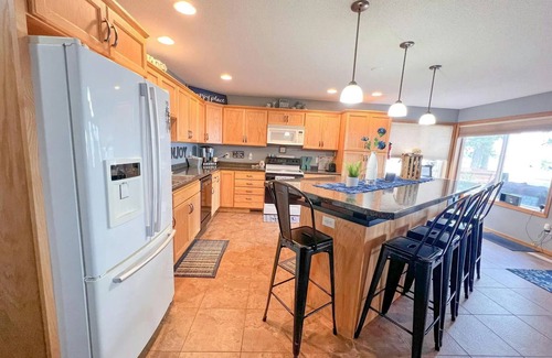 Detroit Lakes Casa | Lakeside Gem ~ Walk to Marina ~ Private Beach/Dock