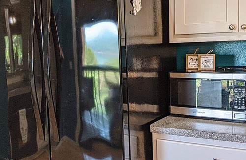 Eagle Rock Casa | Lakeside Gnome sweet Home
