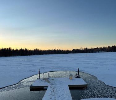 Rovaniemi Chalet De Esquí | Lakeside holiday home