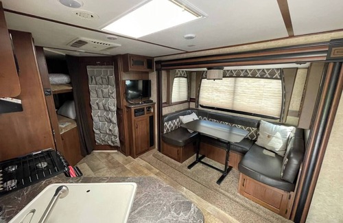 Bridgeport Casa | Lakeside Life
