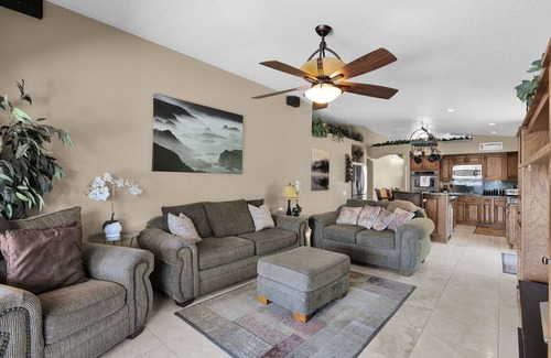 Arrowhead Ranch Casa | LAKESIDE LUXURY & GOLF RESORT - Zero Edge Pool