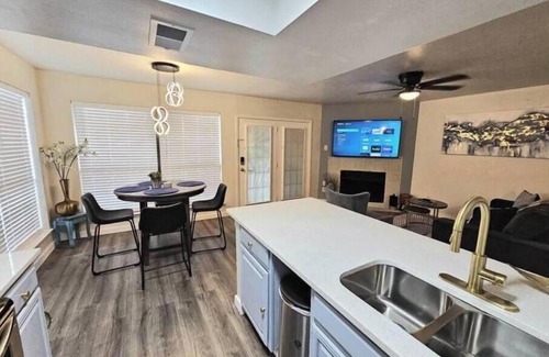 Garland Casa | Lakeside Modern and peaceful Condo!