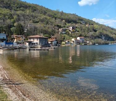 Cuasso Al Monte Casa | Lakeside Montivivi Holiday home