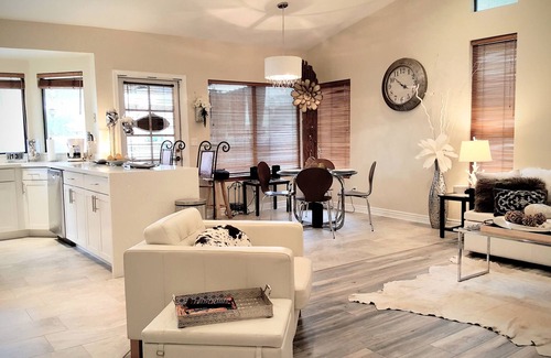 Avondale Casa | NUEVO REMODEL LUJOSO LAKESIDE RETREAT MINUTES FROM SPRING TRAINING