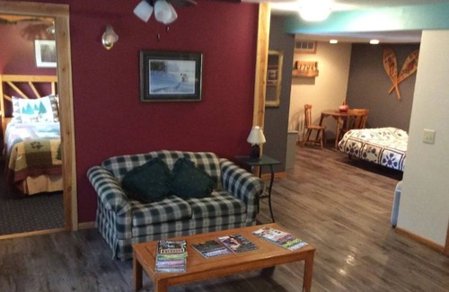 Osceola Casa | Lakeside Retreat near Osceola, WI