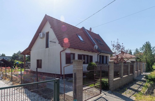 Balatonbereny Casa | Lakeside Serenity House, Balatonberény, Hungary
