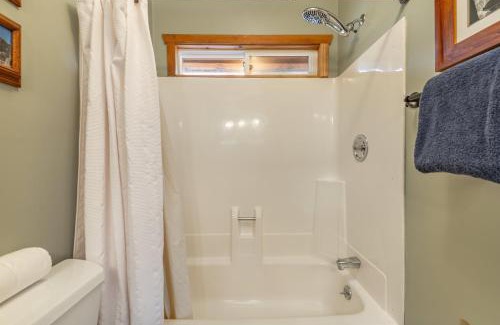 Brockway Casa | Lakeside Serenity Retreat
