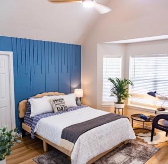 Highland Lake Estates Casa | Lakeside Serenity! Your Tranquil Retreat