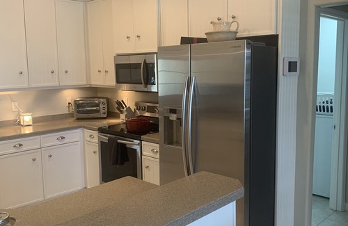 Sarasota Casa | Lakeside vacation awaits