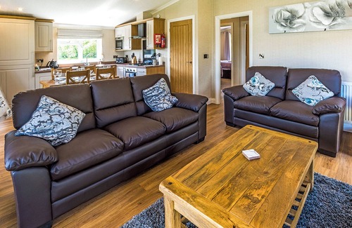 Woodhall Spa Chalet De Esquí | Lakeview 2 Pet Friendly