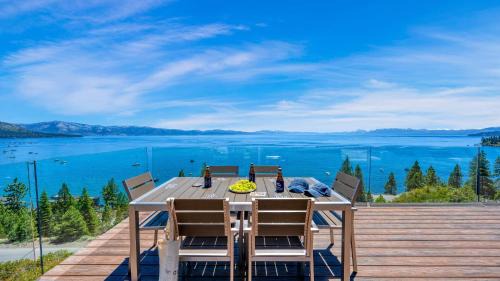Tahoe Vista Casa | Lakeview by AvantStay Private Waterfront Cabin on Lake Tahoe w Hot Tub Views