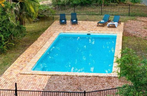 Mooloolah Valley Casa | Lakeview Cottage in Mooloolah Valley