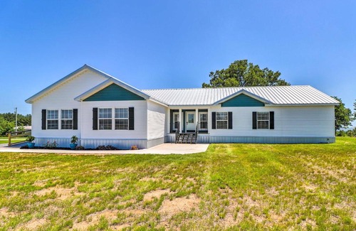 Edgemont Casa | Lakeview Edgemont Escape with Fire Pit and Grill!