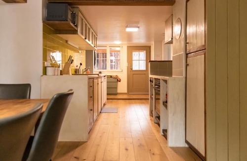 Ringgenberg Apartamento | Lakeview Family Apartment