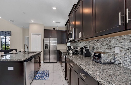 Kissimmee Cabaña | Lakeview Home w/ Private Pool & Free Water Park!