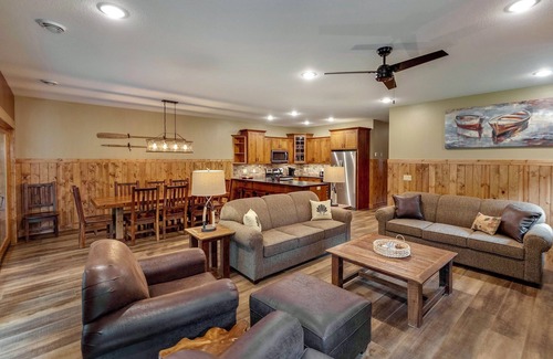 Pequot Lakes Complejo | Lakeview Home with Dock on the Whitefish Chain, Outdoor Pool, Pickleball & More
