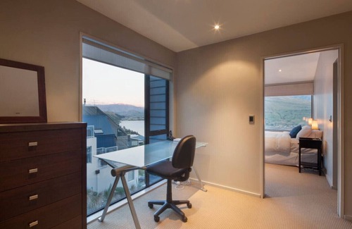 Queenstown Apartamento | Lakeview Lodge One with Stunning Views