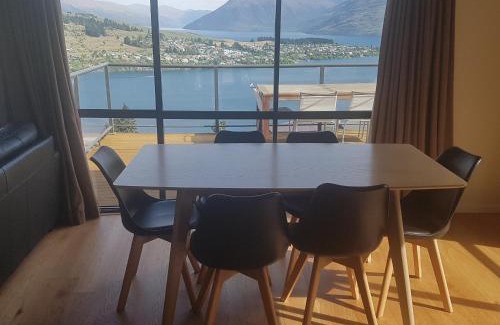 Queenstown Casa | LakeView Panoramas