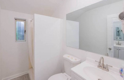 Fox Lake Casa | Lakeview Place Boutique Hotel Unit #2