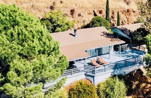 Wofford Heights Casa | Lakeview Retreat: A Spacious Dog-Friendly Escape with Breathtaking Views