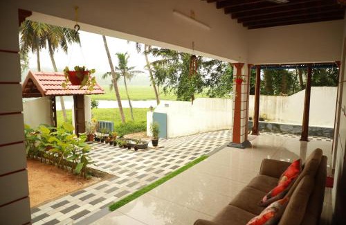 Venganoor Casa | Lakeview Villa - Homestay Near Kovalam