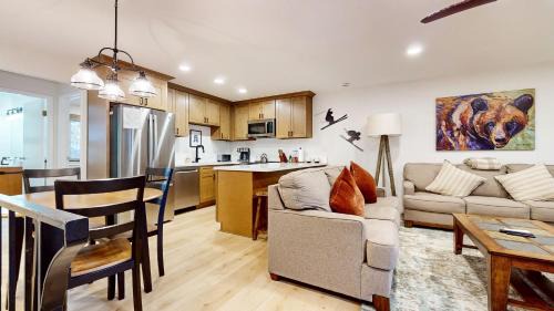 Mammoth Lakes Apartamento | Lakeview Villas #06 condo
